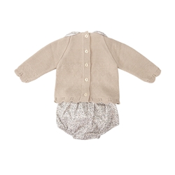 Conjunto beige doble cuello flores - Imagen 2