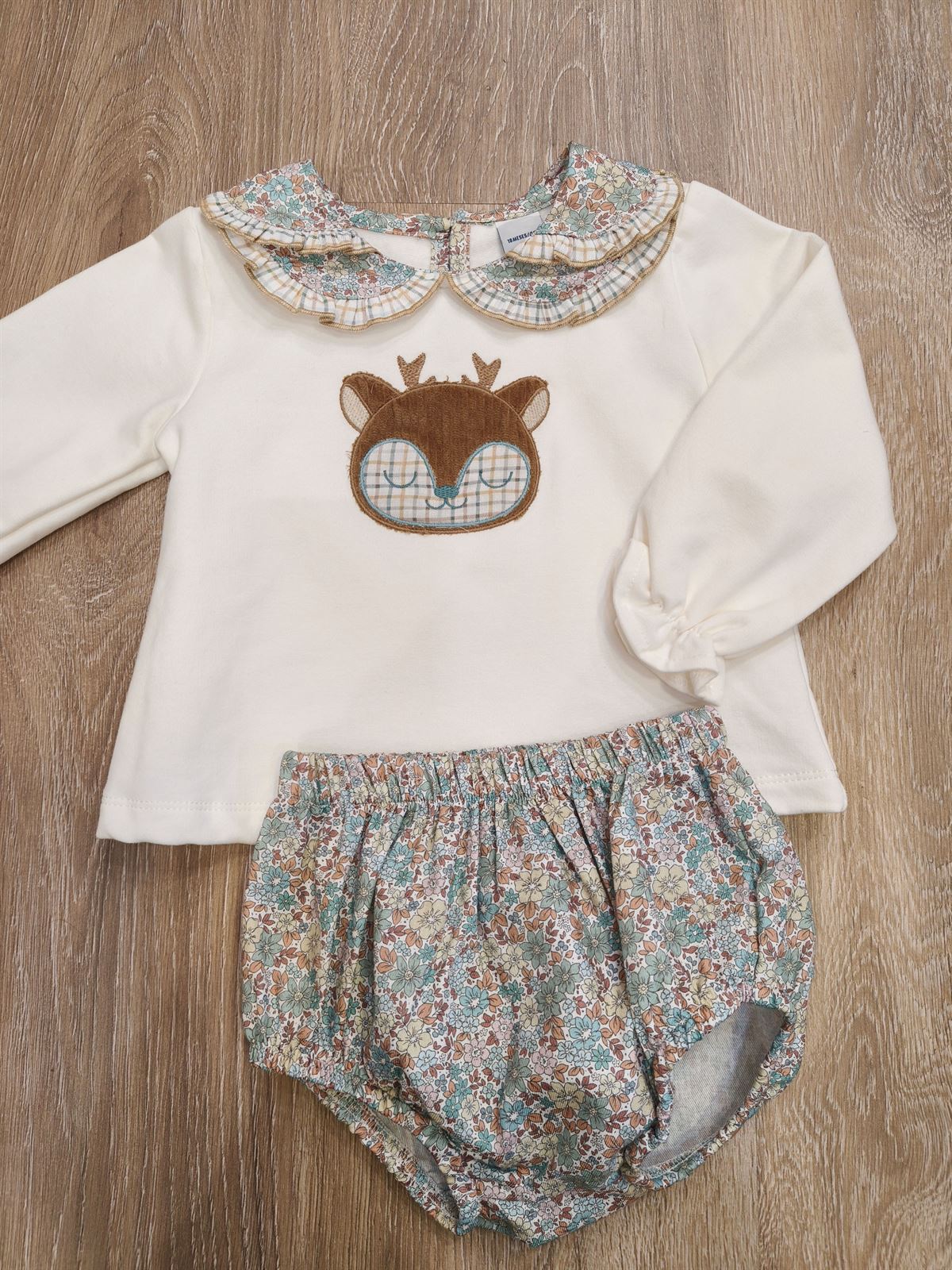 Conjunto ciervo niña - Imagen 1